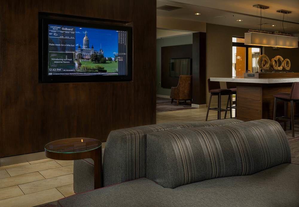 Courtyard By Marriott New Haven Orange Hotel Exterior photo
