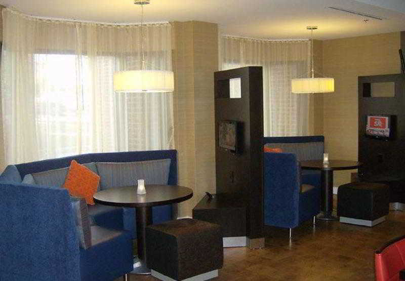 Courtyard By Marriott New Haven Orange Hotel Exterior photo